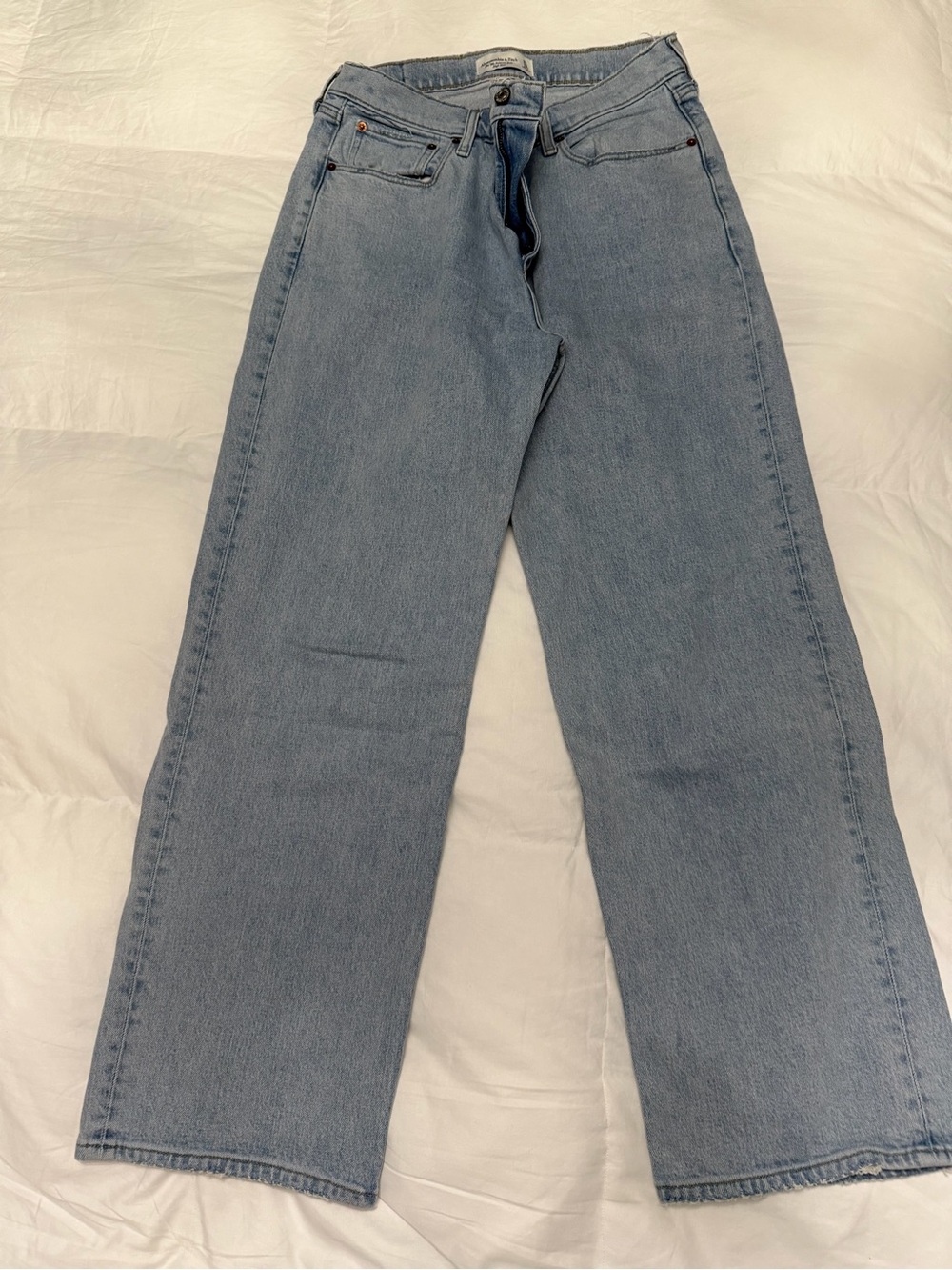 Abercrombie & Fitch Light Blue Relaxed Fit Men's Jeans